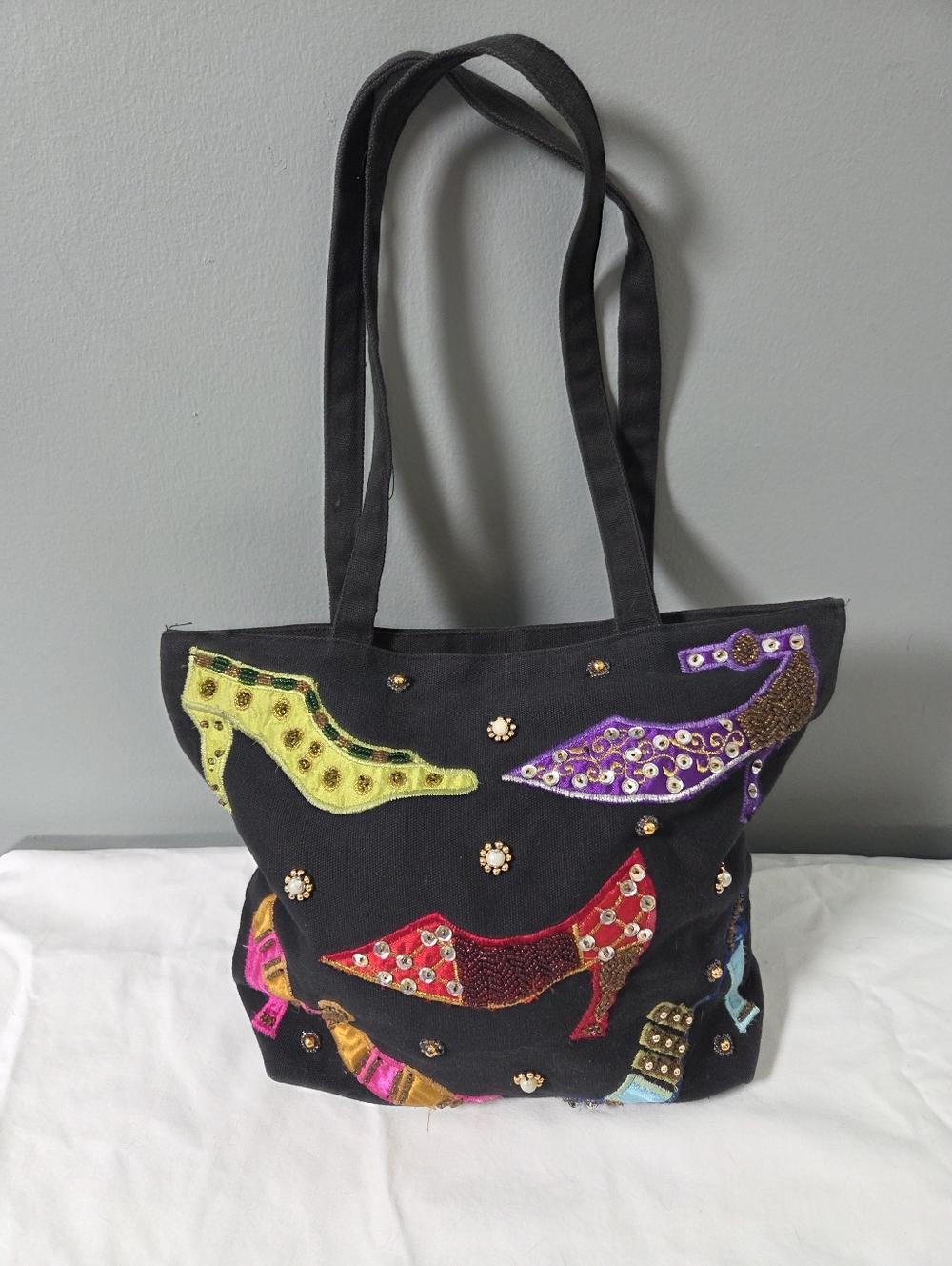 Embroidered Zippered Tote Bag Black w/Embroidered Shoes unique